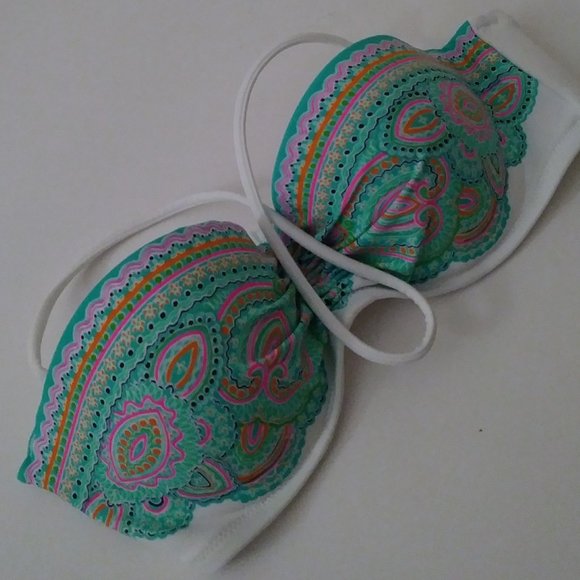 SOLD SOLD Victoria Secret Push Up Bikini Top 32 B